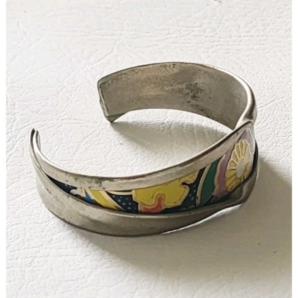 Vintage Silvertone Floral Enameled Foldover Design Cuff  Bracelet 6.5